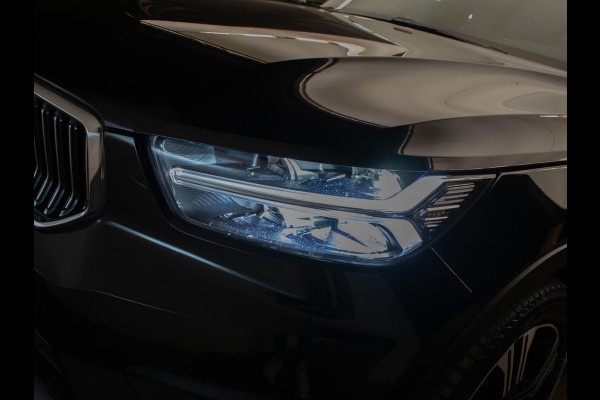 Volvo XC40 1.5 T5 Recharge Inscription (APPLE CARPLAY,HARMAN/KARDON,NAVI,STOELVERWARMING,LEDER,3D VIEW,LED,CAMERA,PDC,NETTESTAAT)