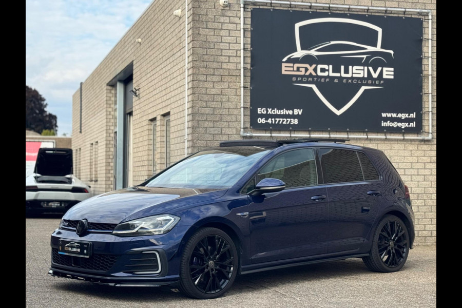 Volkswagen Golf 1.4 TSI PHEV GTE Pano/Akrapovic/Sterrenhemel