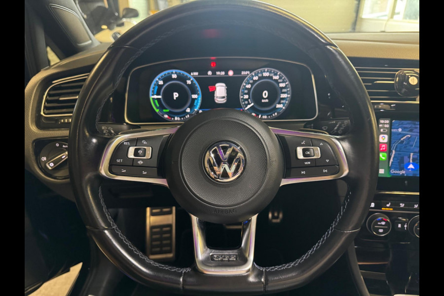 Volkswagen Golf 1.4 TSI PHEV GTE Pano/Akrapovic/Sterrenhemel