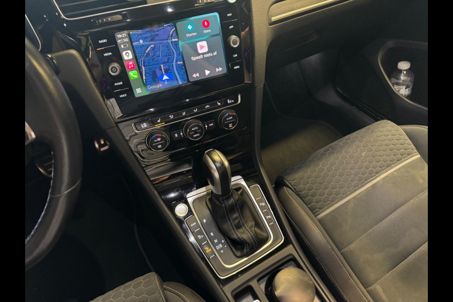 Volkswagen Golf 1.4 TSI PHEV GTE Pano/Akrapovic/Sterrenhemel