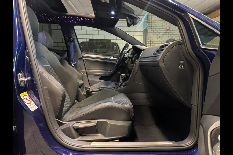 Volkswagen Golf 1.4 TSI PHEV GTE Pano/Akrapovic/Sterrenhemel
