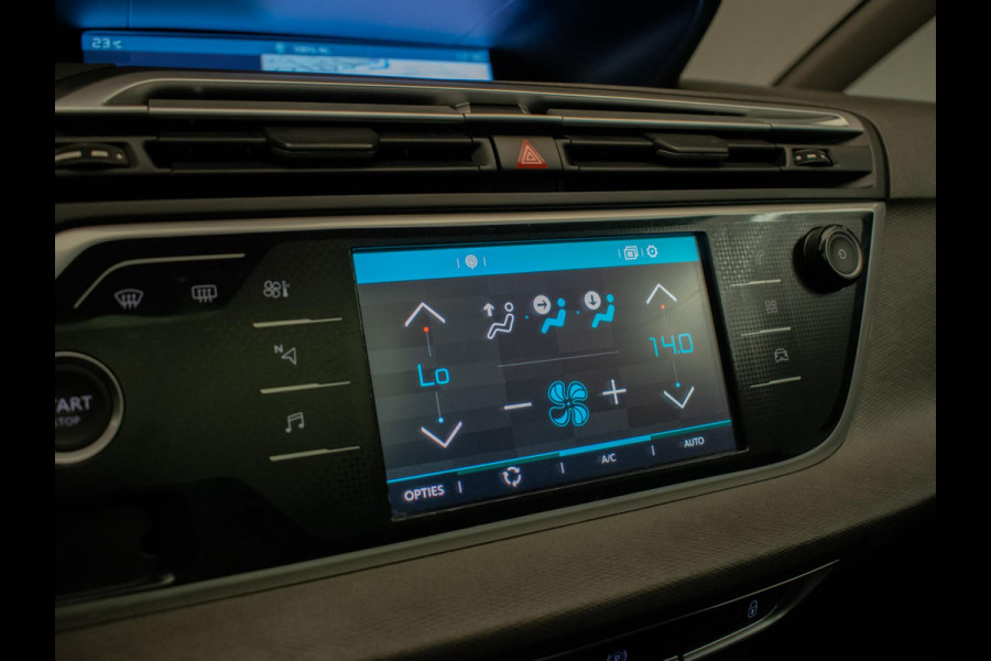Citroën Grand C4 Spacetourer 1.2 PureTech Shine Sport 7p (PANORAMADAK,NAVI,CAMERA,CRUISE,LED,BLACKEDITION,SPORTSTOELEN,NETTESTAAT)