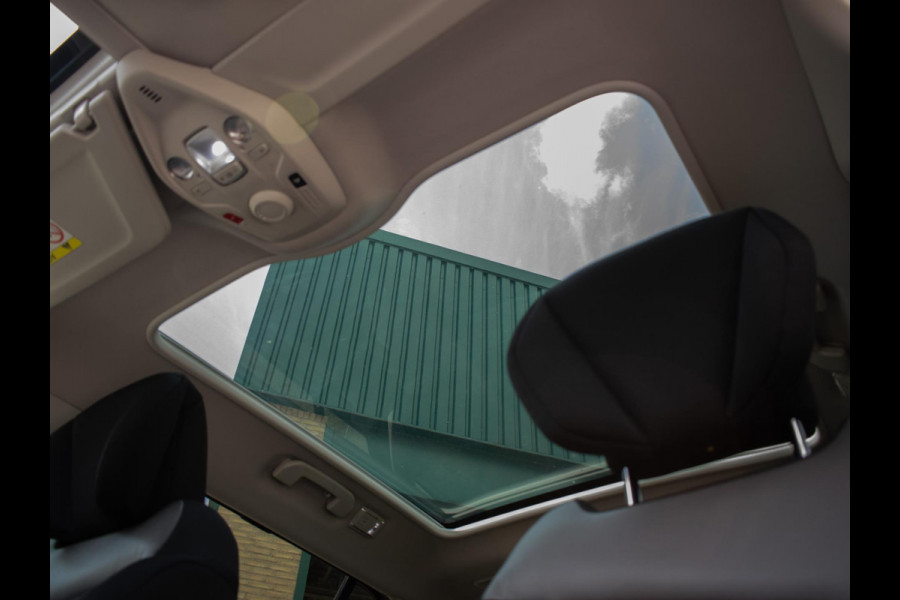 Citroën Grand C4 Spacetourer 1.2 PureTech Shine Sport 7p (PANORAMADAK,NAVI,CAMERA,CRUISE,LED,BLACKEDITION,SPORTSTOELEN,NETTESTAAT)