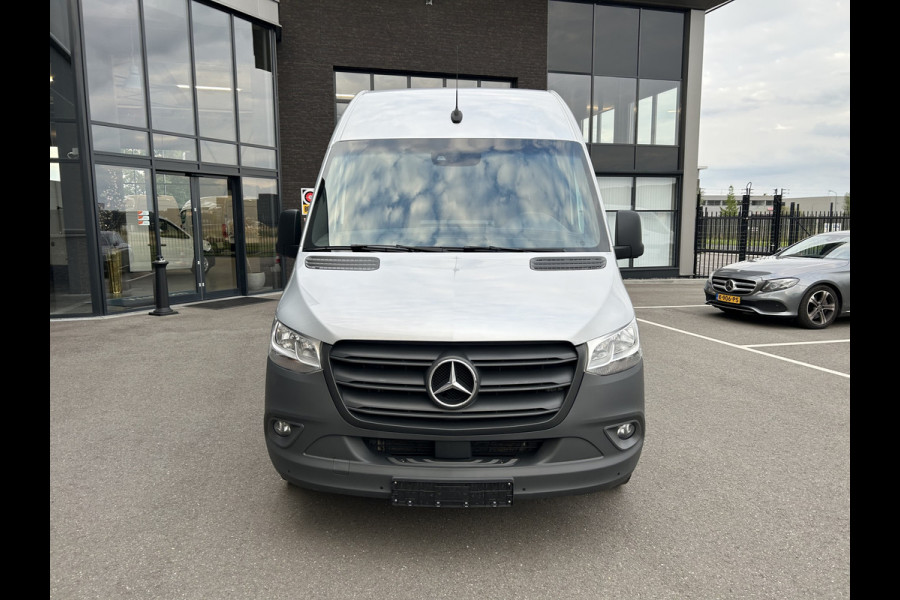 Mercedes-Benz Sprinter 315 CDI L2 H2 MBUX / Navigatie / Camera / Parkeersensoren / Cruise control / Airco / 270 Graden achterdeuren