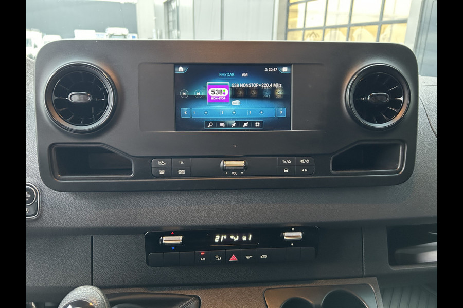 Mercedes-Benz Sprinter 315 CDI L2 H2 MBUX / Navigatie / Camera / Parkeersensoren / Cruise control / Airco / 270 Graden achterdeuren