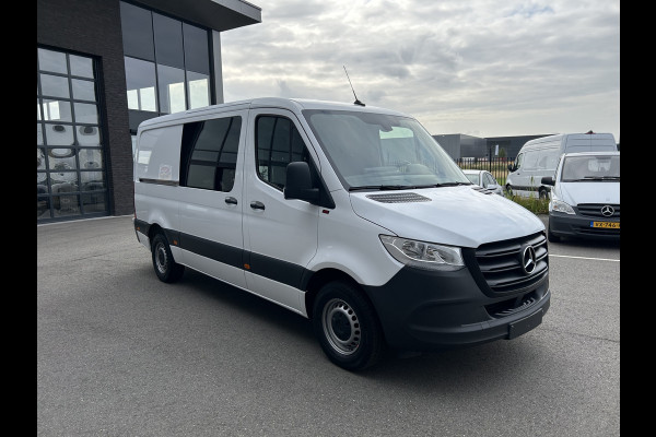 Mercedes-Benz Sprinter 317 CDI L2 H1 2800KG Trekhaak / MBUX / Camera / Carplay navigatie / Airco / 270 Graden achterdeuren