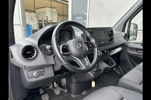 Mercedes-Benz Sprinter 317 CDI L2 H1 2800KG Trekhaak / MBUX / Camera / Carplay navigatie / Airco / 270 Graden achterdeuren