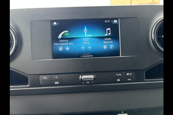 Mercedes-Benz Sprinter 317 CDI L2 H1 2800KG Trekhaak / MBUX / Camera / Carplay navigatie / Airco / 270 Graden achterdeuren