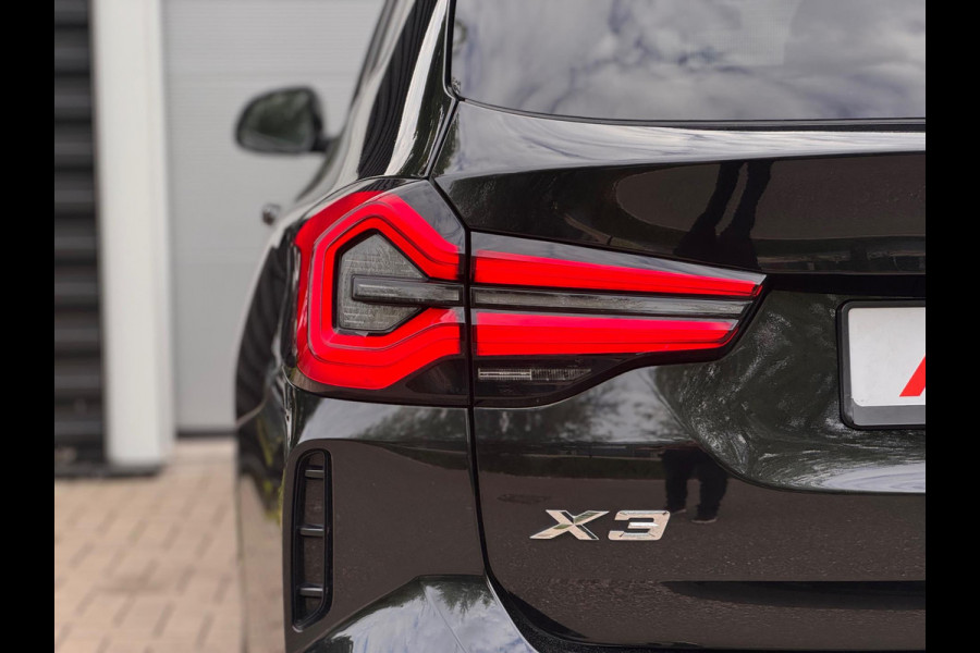 BMW X3 XDrive30e High Executive M stoelen/Pano/H&K/Laser