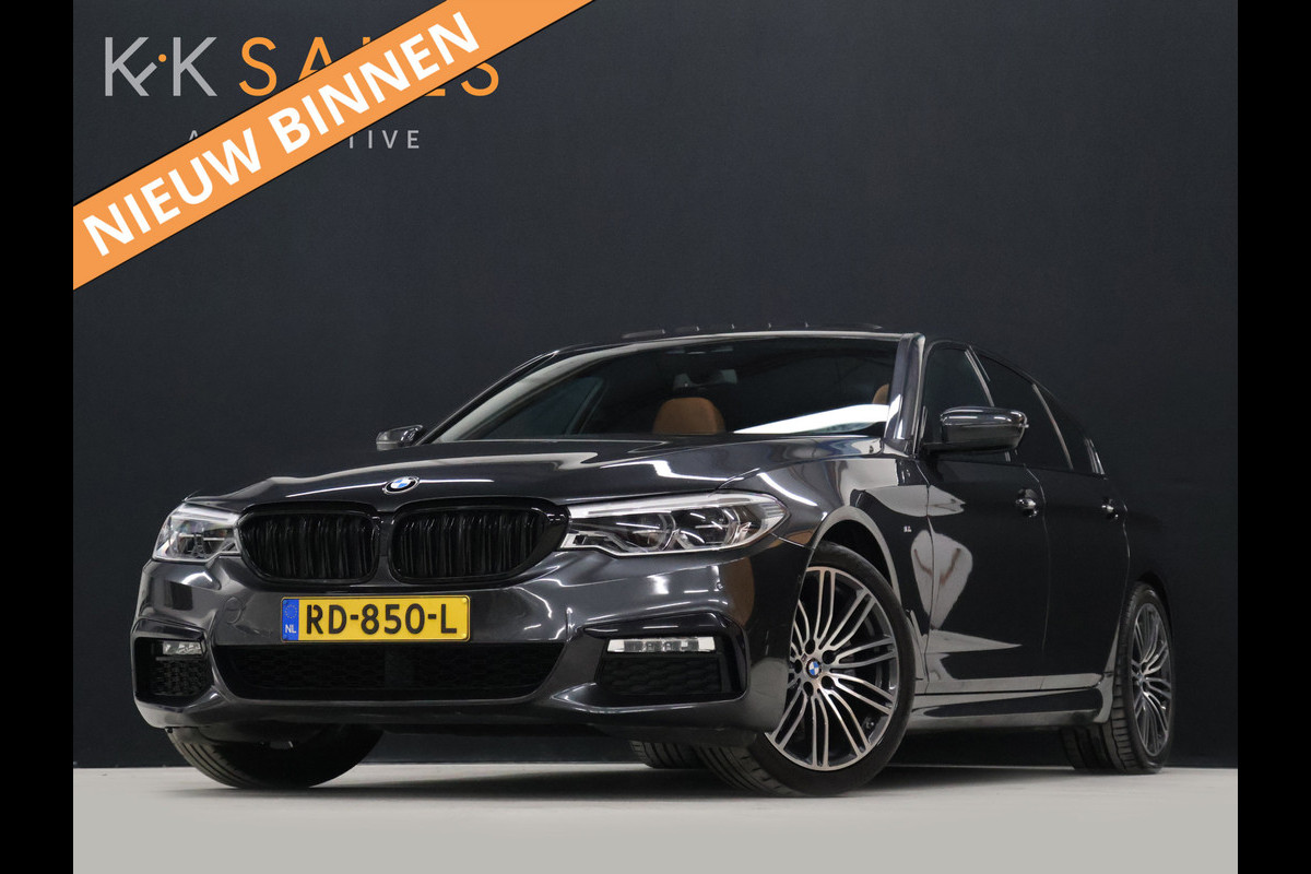 BMW 5 Serie 520i M Sport [SCHUIFKANTELDAK, SFEERVERLICHTING, CAMERA, PDC V+A, MEMORY SEATS, APPLE CARPLAY, HEAD UP DISPLAY, CRUISE CONTROL, AUTO CLIMATE CONTROL, STOELVERWARMING, NAVIGATIE, NIEUWSTAAT]