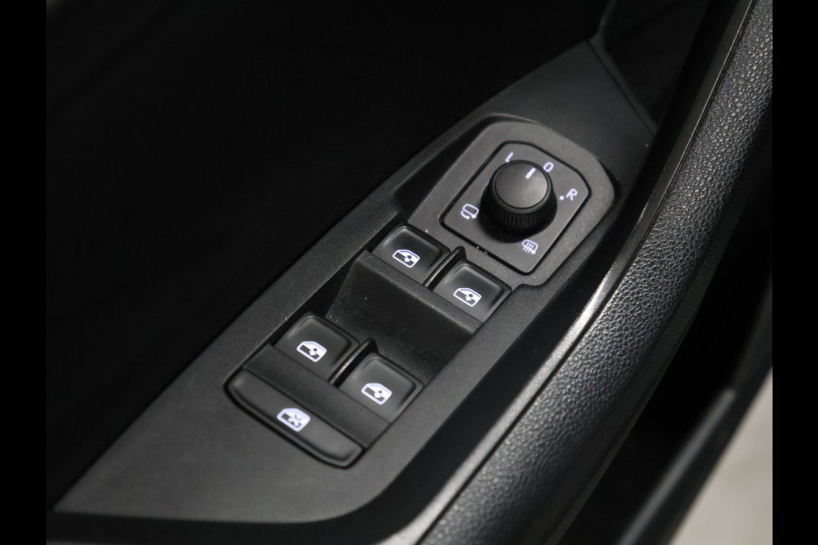Škoda Kodiaq 1.5 TSI Business Edition 7p. [TREKHAAK, SCHUIFKANTELDAK, CAMERA, PDC V+A, CRUISE CONTROL, FLIPPERS, CANTON SOUND, CLIMATE CONTROL, NAVIGATIE, NIEUWSTAAT]