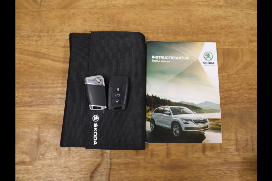 Škoda Kodiaq 1.5 TSI Business Edition 7p. [TREKHAAK, SCHUIFKANTELDAK, CAMERA, PDC V+A, CRUISE CONTROL, FLIPPERS, CANTON SOUND, CLIMATE CONTROL, NAVIGATIE, NIEUWSTAAT]
