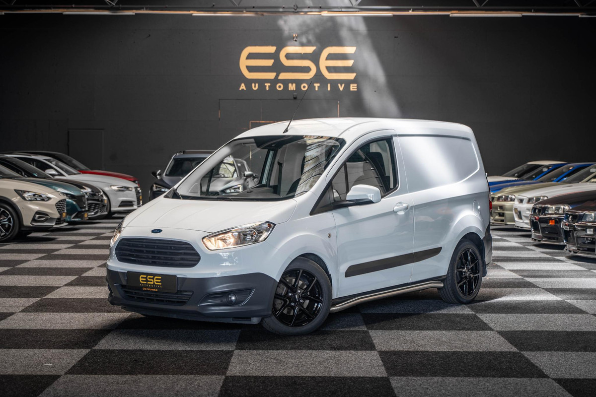 Ford Transit Courier 1.5 TDCI Trend Start&Stop | Airco | Pdc | 28 DKM NAP | Navi Ford Transit Courier 1.5 TDCI Trend Start&Stop | Airco | Pdc | 28 DKM NAP | Navi
