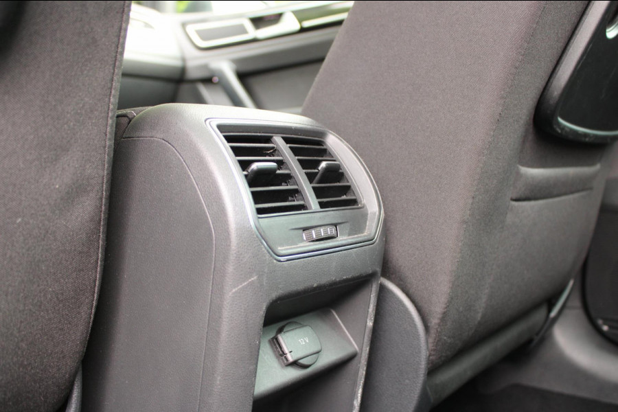 Volkswagen Golf Sportsvan 1.5 TSI ACT Highline Edition Panodak Trekhaak Camera