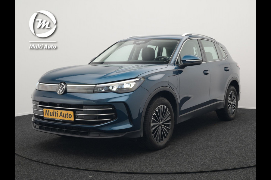Volkswagen Tiguan 1.5 eHybrid Elegance Plug In Hybrid 204pk Dealer O.H PHEV | Trekhaak Af Fabriek | Adaptive Cruise | 360 Camera | IQ Light | Lederen Sportstoelen Massage & Memory | Virtual | Keyless | Lane Assist | Verwarmde Stuur & Stoel | Apple Carplay |