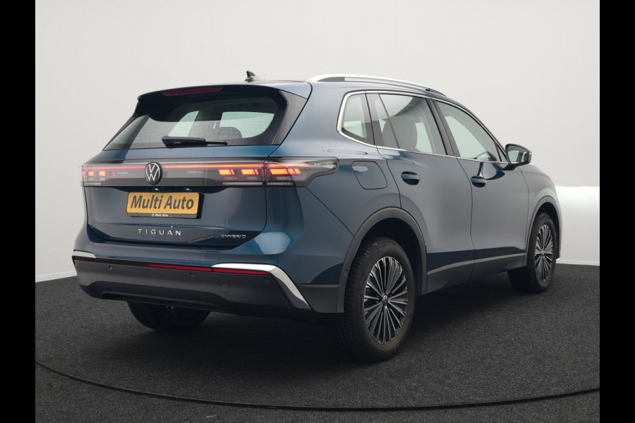Volkswagen Tiguan 1.5 eHybrid Elegance Plug In Hybrid 204pk Dealer O.H PHEV | Trekhaak Af Fabriek | Adaptive Cruise | 360 Camera | IQ Light | Lederen Sportstoelen Massage & Memory | Virtual | Keyless | Lane Assist | Verwarmde Stuur & Stoel | Apple Carplay |