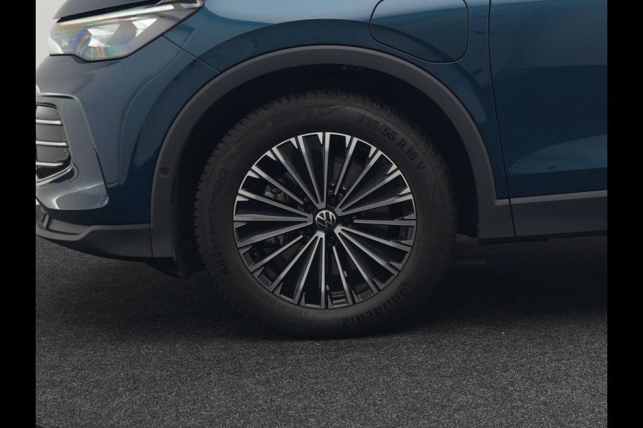 Volkswagen Tiguan 1.5 eHybrid Elegance Plug In Hybrid 204pk Dealer O.H PHEV | Trekhaak Af Fabriek | Adaptive Cruise | 360 Camera | IQ Light | Lederen Sportstoelen Massage & Memory | Virtual | Keyless | Lane Assist | Verwarmde Stuur & Stoel | Apple Carplay |