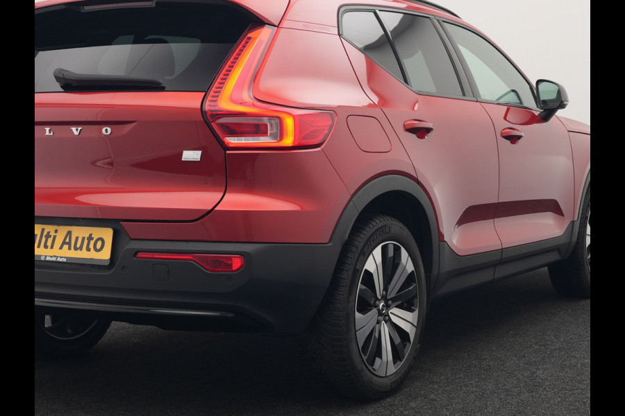 Volvo XC40 T5 Plus Dark Plug In Hybrid 262pk Dealer O.H PHEV | Adaptive Cruise | Camera | Harman Kardon | Apple Carplay | Lederen Sportstoelen Memory & Verwarmd | Pilot Assist | Blis | Navigatie | Virtual | DAB |