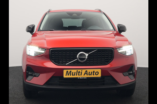 Volvo XC40 T5 Plus Dark Plug In Hybrid 262pk Dealer O.H PHEV | Adaptive Cruise | Camera | Harman Kardon | Apple Carplay | Lederen Sportstoelen Memory & Verwarmd | Pilot Assist | Blis | Navigatie | Virtual | DAB |