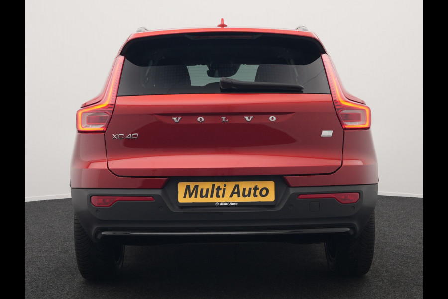 Volvo XC40 T5 Plus Dark Plug In Hybrid 262pk Dealer O.H PHEV | Adaptive Cruise | Camera | Harman Kardon | Apple Carplay | Lederen Sportstoelen Memory & Verwarmd | Pilot Assist | Blis | Navigatie | Virtual | DAB |