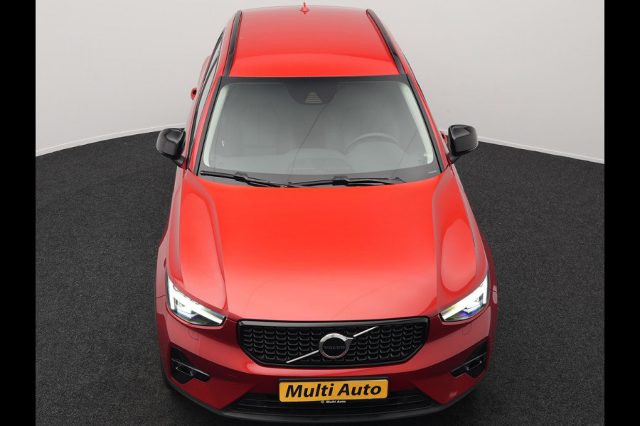 Volvo XC40 T5 Plus Dark Plug In Hybrid 262pk Dealer O.H PHEV | Adaptive Cruise | Camera | Harman Kardon | Apple Carplay | Lederen Sportstoelen Memory & Verwarmd | Pilot Assist | Blis | Navigatie | Virtual | DAB |
