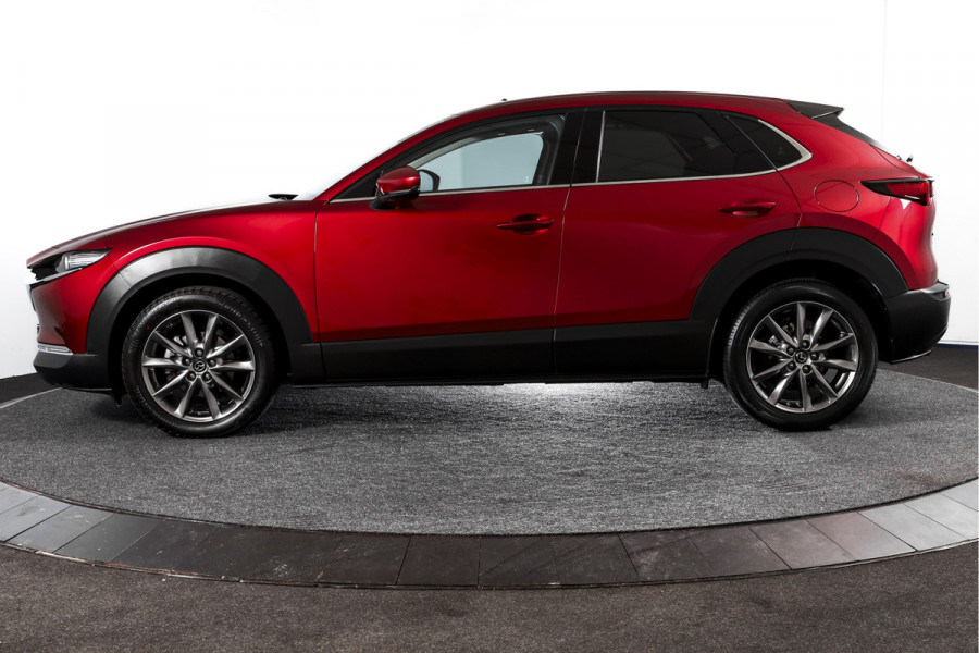 Mazda CX-30 2.0 e-SkyActiv-X M Hybrid 180 PK Luxury | S/K-Dak | Adapt. Cruise | Stoel-+Stuurverw. | PDC | 360 Camera | NAV + App. Connect | ECC | Bose | Elek. Klep | LM 18" |