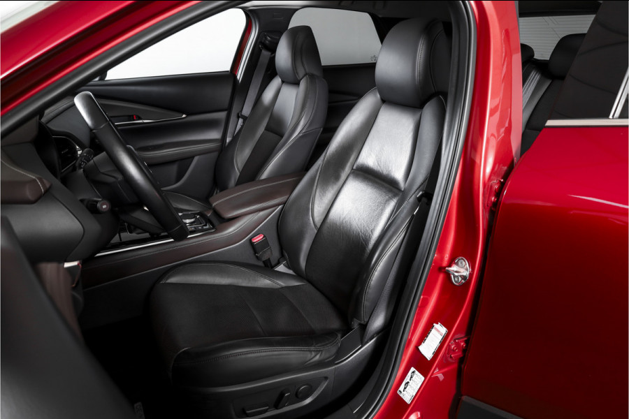 Mazda CX-30 2.0 e-SkyActiv-X M Hybrid 180 PK Luxury | S/K-Dak | Adapt. Cruise | Stoel-+Stuurverw. | PDC | 360 Camera | NAV + App. Connect | ECC | Bose | Elek. Klep | LM 18" |