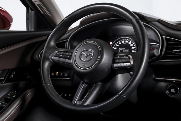Mazda CX-30 2.0 e-SkyActiv-X M Hybrid 180 PK Luxury | S/K-Dak | Adapt. Cruise | Stoel-+Stuurverw. | PDC | 360 Camera | NAV + App. Connect | ECC | Bose | Elek. Klep | LM 18" |