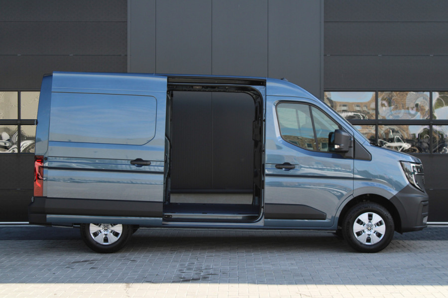 Renault Master T35 2.0 dCi 170pk L2H2 Extra - 2x Schuifdeur - Navigatie - Blind Spot - Camera - Stoelverwarming - Verwarmde voorruit - Rijklaar