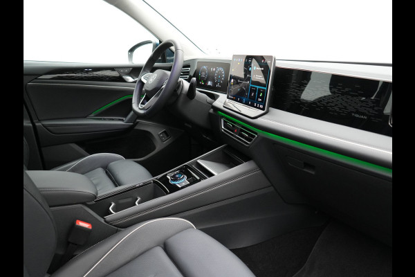 Volkswagen Tiguan 1.5 eHybrid Elegance Plug In Hybrid 204pk Dealer O.H PHEV | Trekhaak Af Fabriek | Adaptive Cruise | 360 Camera | IQ Light | Lederen Sportstoelen Massage & Memory | Virtual | Keyless | Lane Assist | Verwarmde Stuur & Stoel | Apple Carplay |