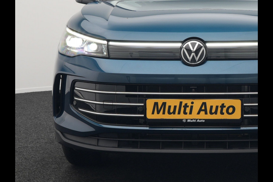 Volkswagen Tiguan 1.5 eHybrid Elegance Plug In Hybrid 204pk Dealer O.H PHEV | Trekhaak Af Fabriek | Adaptive Cruise | 360 Camera | IQ Light | Lederen Sportstoelen Massage & Memory | Virtual | Keyless | Lane Assist | Verwarmde Stuur & Stoel | Apple Carplay |