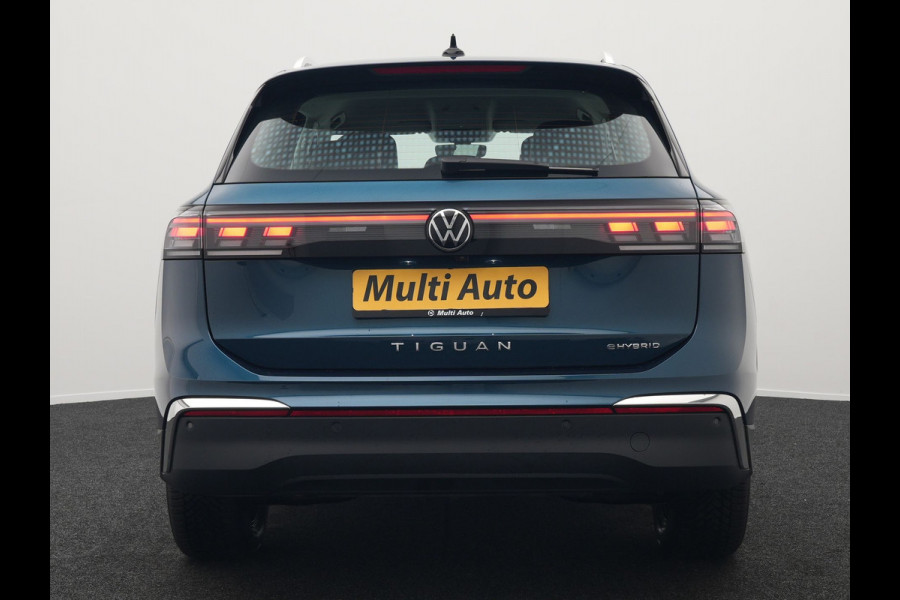 Volkswagen Tiguan 1.5 eHybrid Elegance Plug In Hybrid 204pk Dealer O.H PHEV | Trekhaak Af Fabriek | Adaptive Cruise | 360 Camera | IQ Light | Lederen Sportstoelen Massage & Memory | Virtual | Keyless | Lane Assist | Verwarmde Stuur & Stoel | Apple Carplay |