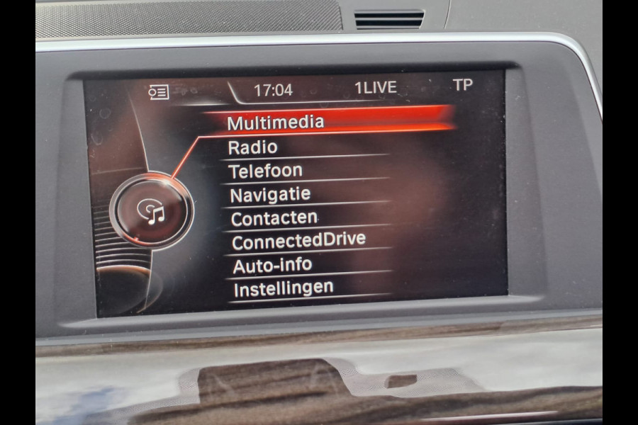 BMW X1 sDrive18i High Executive | Automaat | Leder | Pano | Trekhaak | Cruise | PDC | All-seasons |