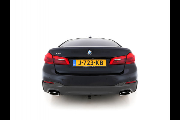 BMW 5 Serie 520d xDrive M-Sport-Pack High Executive (INCL-BTW) Aut. *PANO | LUXURY-LEATHER | FULL-LED | HEAD-UP | DIGI-COCKPIT | NAVI-FULLMAP | TOP-VIEW | MEMORY-PACK | ECC | AMBIENT-LIGHT | PDC | CRUISE | SHIFT-PADDLES | TOWBAR  | 20''ALU*