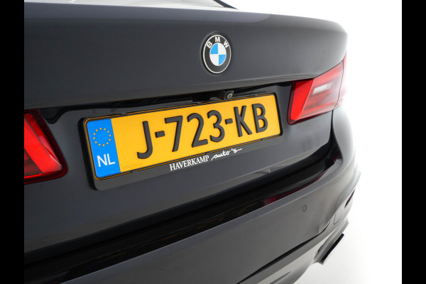 BMW 5 Serie 520d xDrive M-Sport-Pack High Executive (INCL-BTW) Aut. *PANO | LUXURY-LEATHER | FULL-LED | HEAD-UP | DIGI-COCKPIT | NAVI-FULLMAP | TOP-VIEW | MEMORY-PACK | ECC | AMBIENT-LIGHT | PDC | CRUISE | SHIFT-PADDLES | TOWBAR  | 20''ALU*
