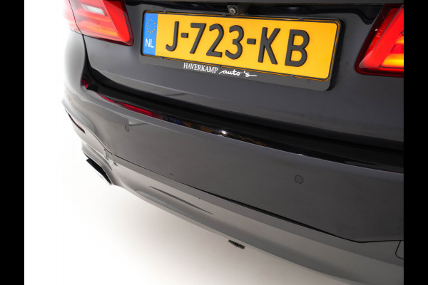 BMW 5 Serie 520d xDrive M-Sport-Pack High Executive (INCL-BTW) Aut. *PANO | LUXURY-LEATHER | FULL-LED | HEAD-UP | DIGI-COCKPIT | NAVI-FULLMAP | TOP-VIEW | MEMORY-PACK | ECC | AMBIENT-LIGHT | PDC | CRUISE | SHIFT-PADDLES | TOWBAR  | 20''ALU*