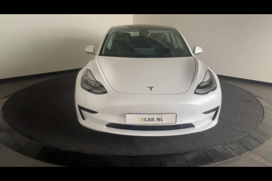 Tesla Model 3 Standard RWD Plus 60 kWh | Rijdt en zit als nieuw! | Soh (batterijcheck) 90 %