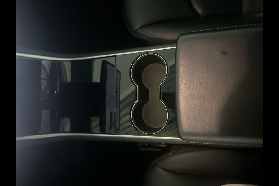 Tesla Model 3 Standard RWD Plus 60 kWh | Rijdt en zit als nieuw! | Soh (batterijcheck) 90 %