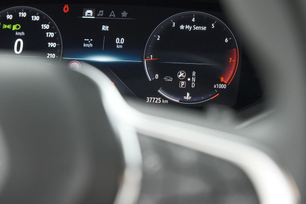 Renault Captur Mild Hybrid 140 EDC Techno | Camera | 9.3 Inch Scherm | Apple Carplay | Parkeersensoren | Allseason Banden | Stoelverwarming