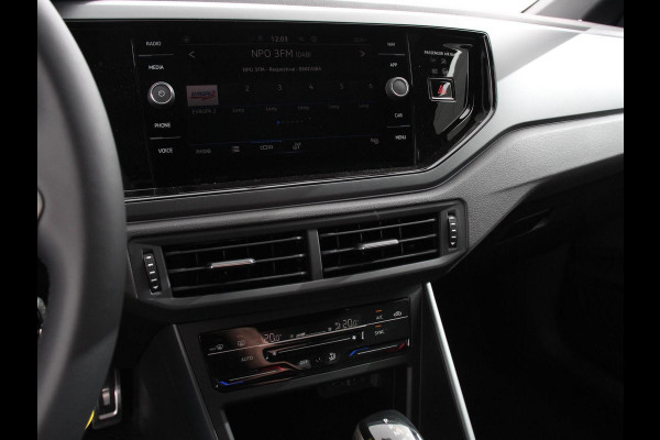 Volkswagen Polo 1.0 TSI DSG R-Line Navigatie Apple Carplay/Android Auto Panoramadak Camera Blind Spot Assist Adaptive Cruise Control