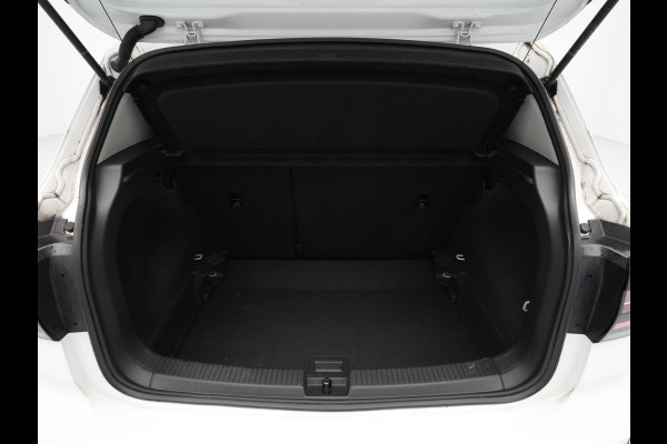 Volkswagen T-Cross 1.0 TSI 95pk Life Navigatie Stoelverwarming Carplay Camera Keyless Virtual Cockpit 40
