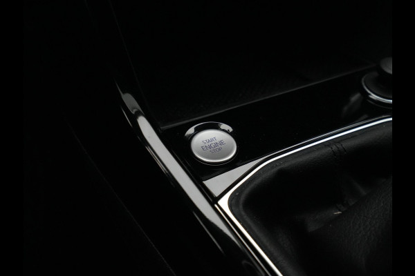 Volkswagen T-Cross 1.0 TSI 95pk Life Navigatie Stoelverwarming Carplay Camera Keyless Virtual Cockpit 40