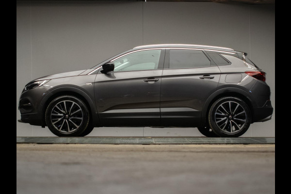 Opel Grandland X 1.6 Turbo Hybrid4 Business Executive (APPLECAR PLAY,NAVI,LED,LEDER,STOELVERWARMING/VERKOELING,DODE HOEK,CAMERA)