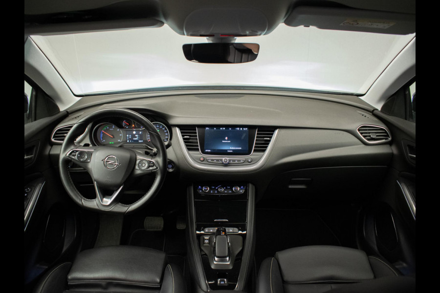 Opel Grandland X 1.6 Turbo Hybrid4 Business Executive (APPLECAR PLAY,NAVI,LED,LEDER,STOELVERWARMING/VERKOELING,DODE HOEK,CAMERA)