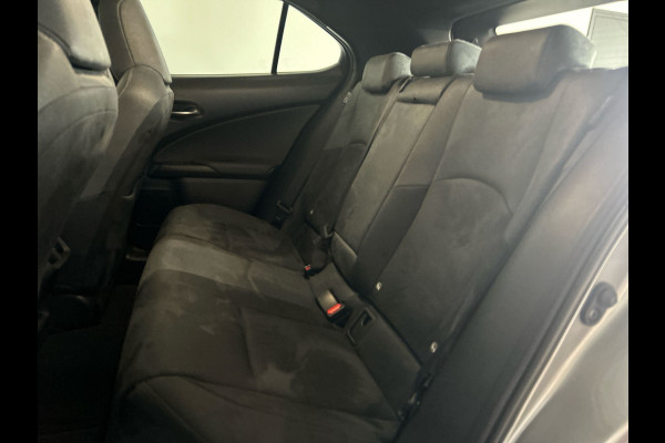 Lexus UX 300e Business Line 73 kWh | Adaptieve cruise control | Achteruitrijcamera |