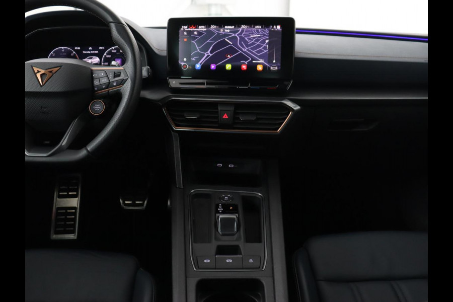 CUPRA Leon 1.4 e-Hybrid VZ | 245pk | Leder | Stoel & stuurverwarming | Adaptive cruise | Memory | Camera | Sfeerverlichting | Keyless | Full LED | PHEV