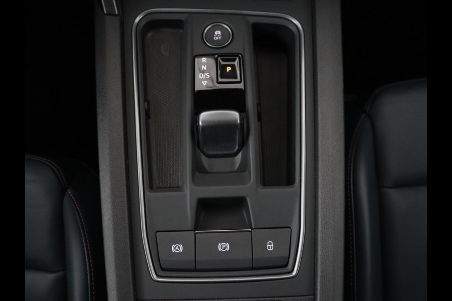 CUPRA Leon 1.4 e-Hybrid VZ | 245pk | Leder | Stoel & stuurverwarming | Adaptive cruise | Memory | Camera | Sfeerverlichting | Keyless | Full LED | PHEV