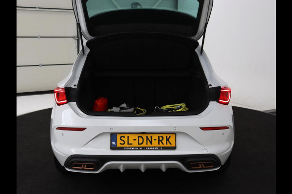 CUPRA Leon 1.4 e-Hybrid VZ | 245pk | Leder | Stoel & stuurverwarming | Adaptive cruise | Memory | Camera | Sfeerverlichting | Keyless | Full LED | PHEV
