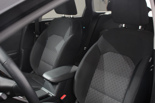 Kia Ceed Sportswagon 1.0 T-GDi Ceed SW Prestige | Navigatie | Apple Carplay/Android Auto | Climate control | Camera | Lichtmetalen Velgen | Stoelverwarming | Extra Getint Glas