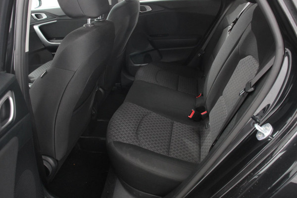 Kia Ceed Sportswagon 1.0 T-GDi Ceed SW Prestige | Navigatie | Apple Carplay/Android Auto | Climate control | Camera | Lichtmetalen Velgen | Stoelverwarming | Extra Getint Glas